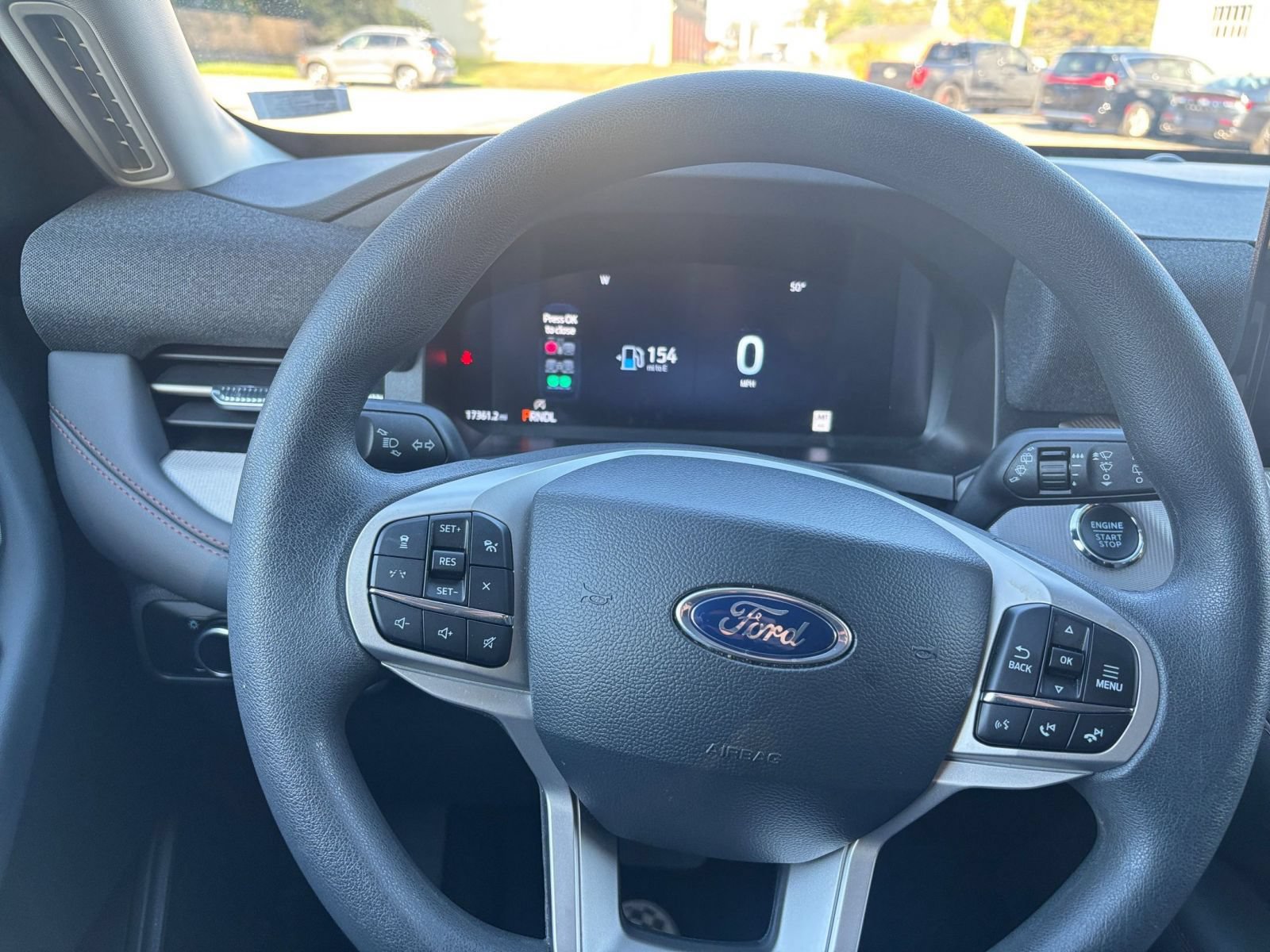 Used 2026 Ford Explorer Active AWD/4WD image 32