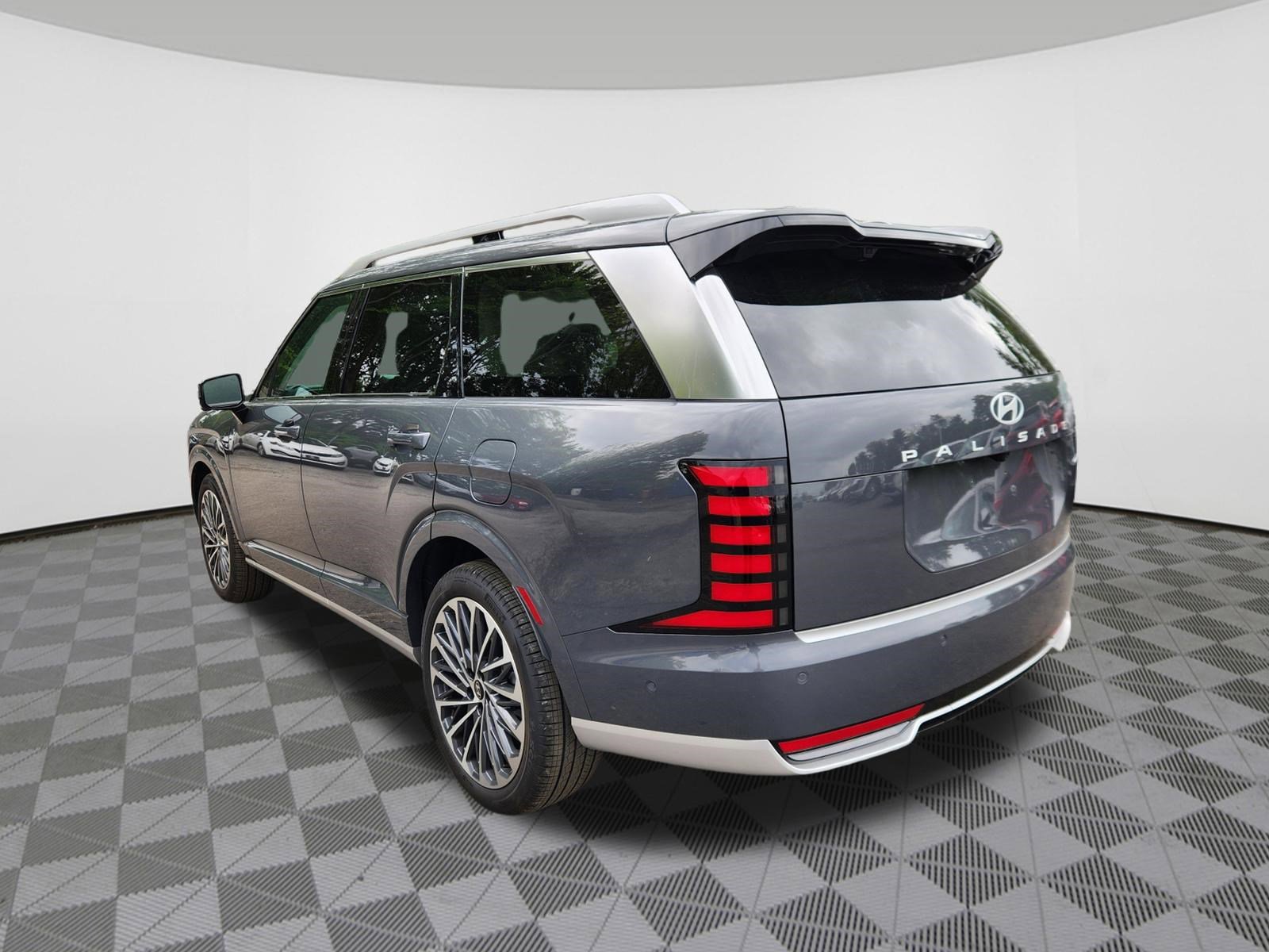 Used 2026 Hyundai Palisade Calligraphy AWD/4WD image 3