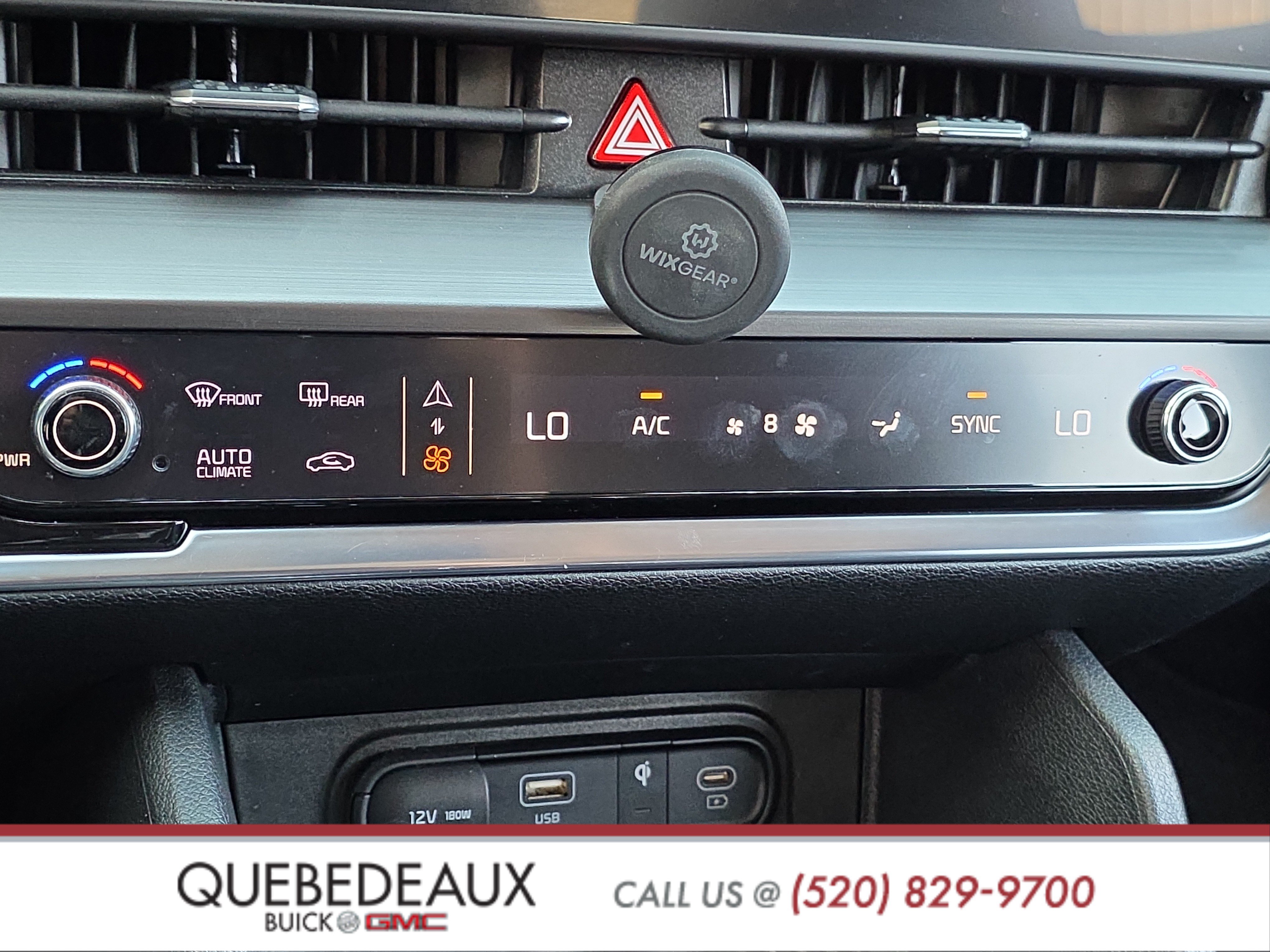 Used 2023 Kia Sportage EX FWD image 18