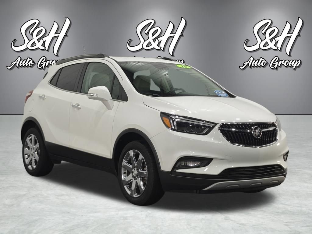 Used 2019 Buick Encore Essence w/ Experience Buick Package image 2