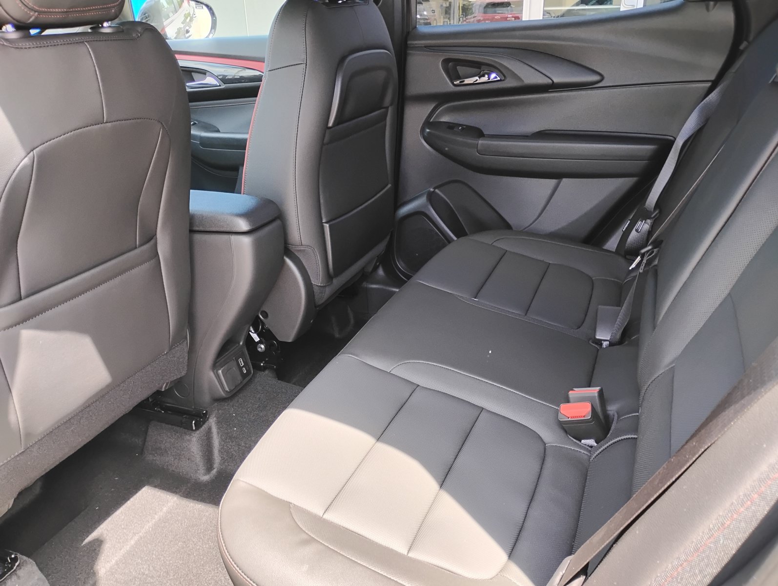 New 2026 Chevrolet TrailBlazer RS w/ Convenience Package AWD/4WD image 25
