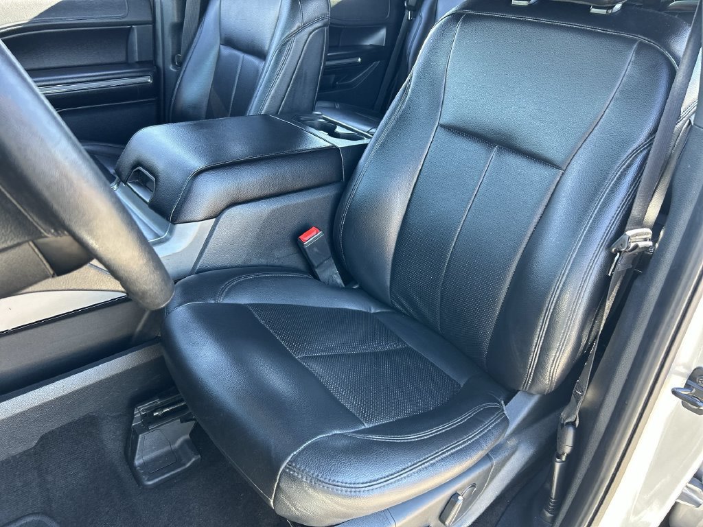 Used 2020 Ford Expedition XLT w/ Equipment Group 201A RWD image 19