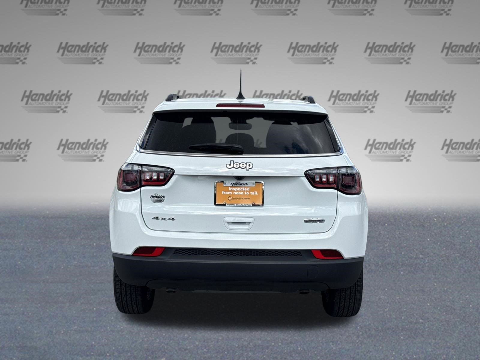 Used 2025 Jeep Compass Latitude image 8