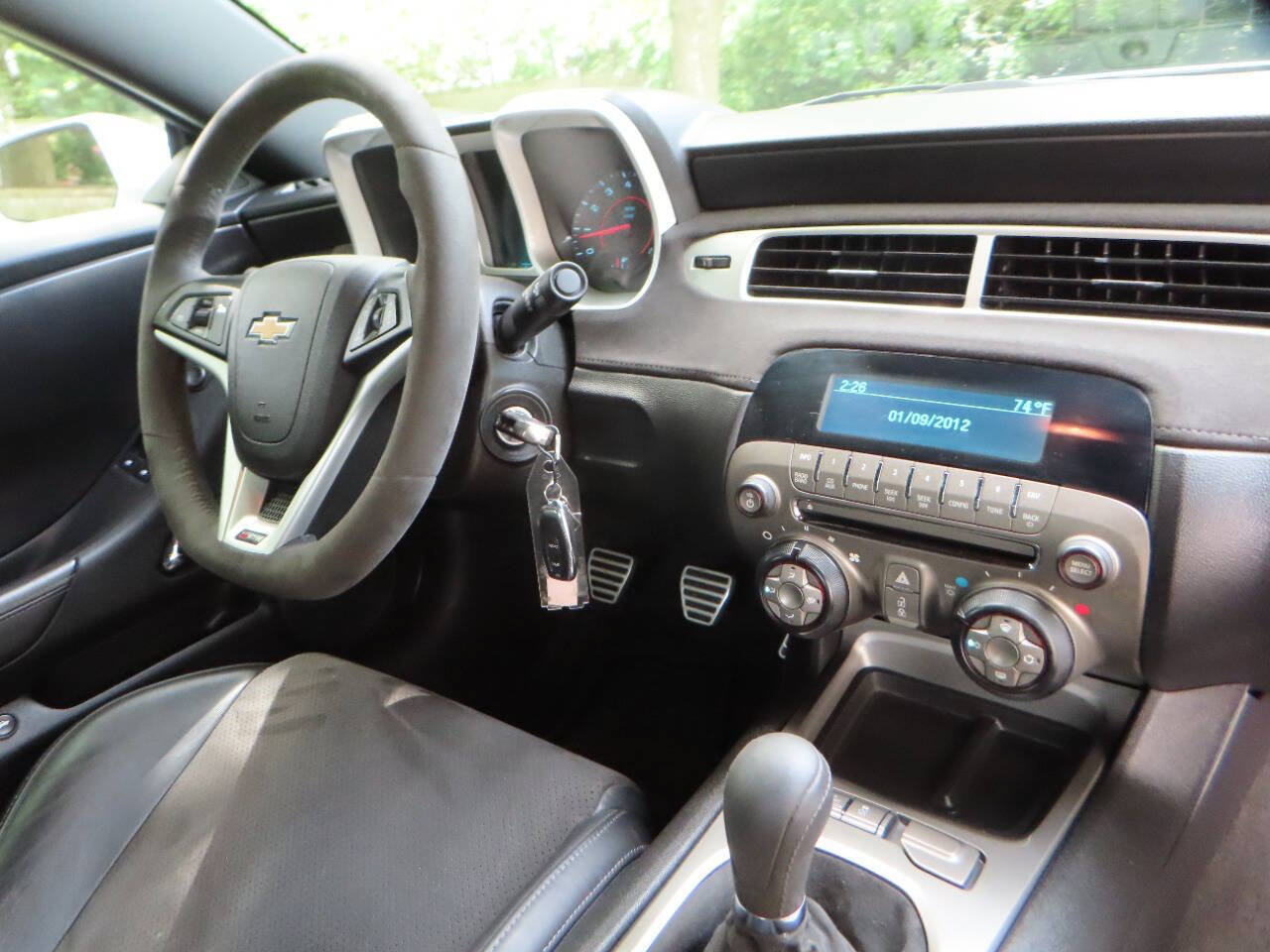 Used 2015 Chevrolet Camaro Z/28 RWD image 25