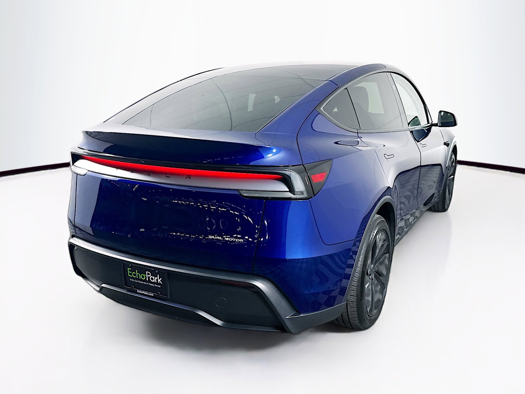 Used 2026 Tesla Model Y Long Range image 9