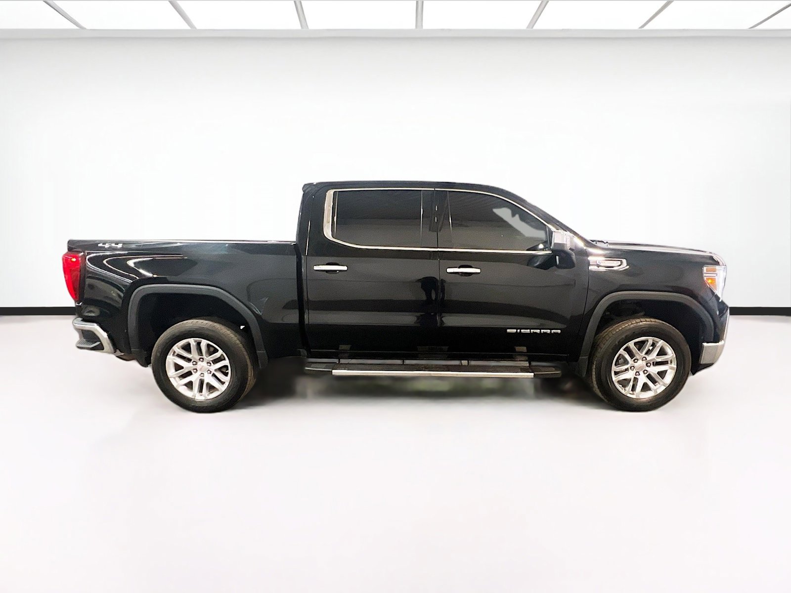 Used 2019 GMC Sierra 1500 SLT AWD/4WD image 22