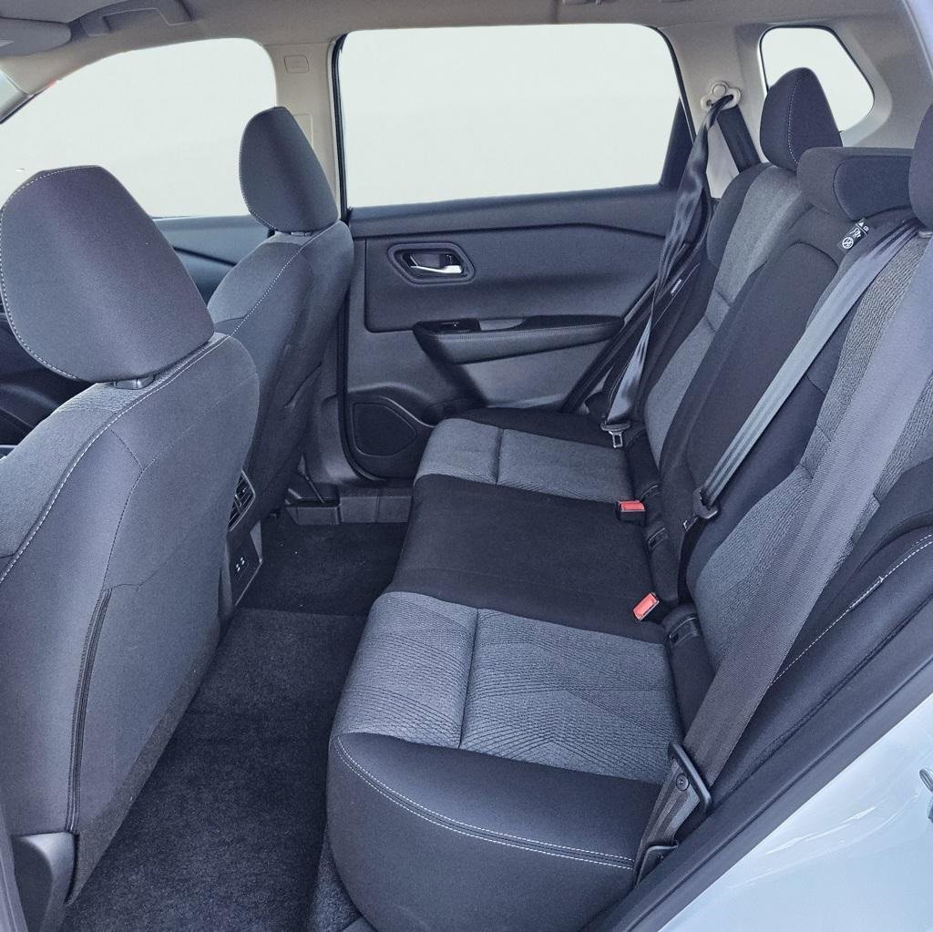 New 2026 Nissan Rogue SV image 15