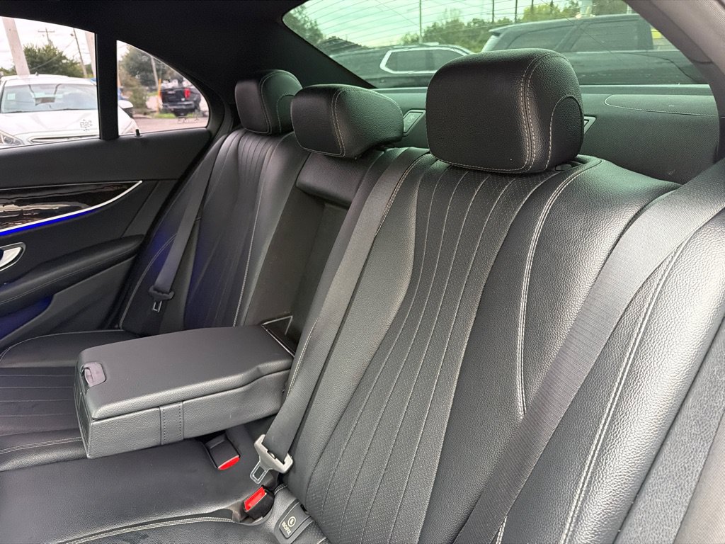 Used 2017 Mercedes-Benz E 300 4MATIC image 35