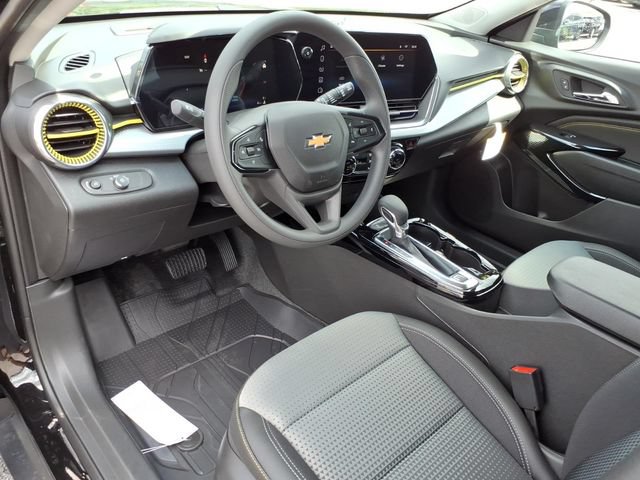 New 2026 Chevrolet Trax LT FWD image 5