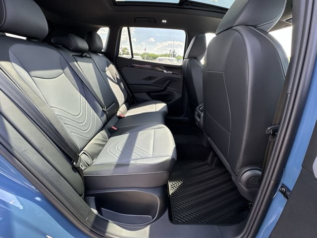 New 2026 Volkswagen Tiguan SE R-Line AWD/4WD image 27