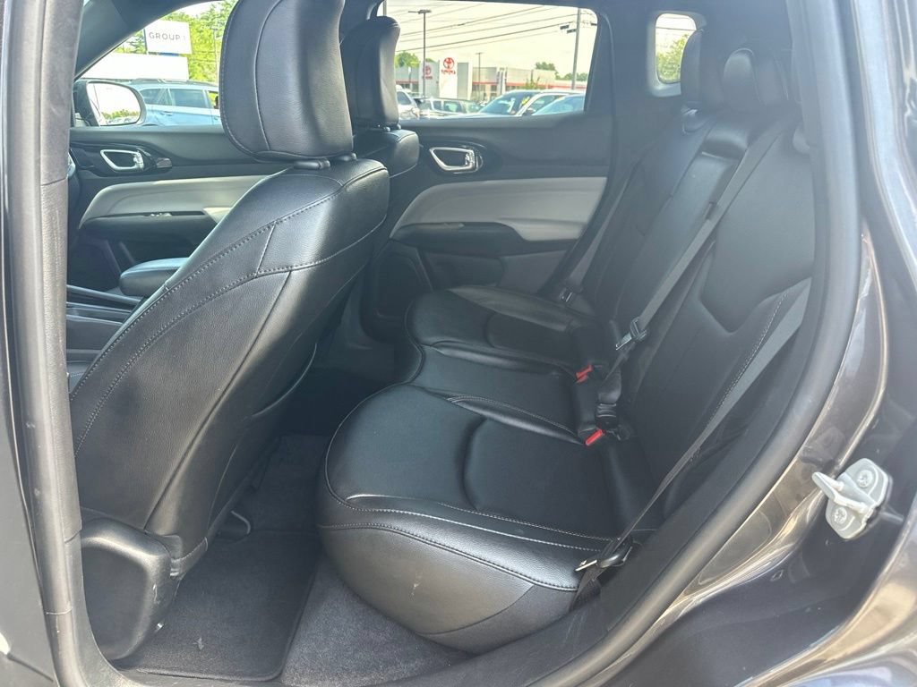Used 2024 Jeep Compass Limited AWD/4WD image 28
