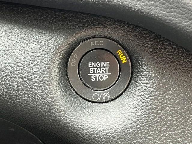 Used 2021 Jeep Cherokee Latitude Lux image 40