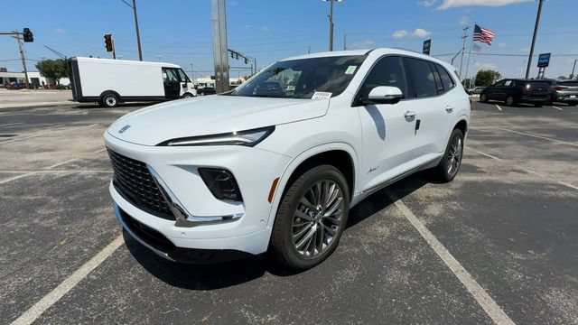 New 2026 Buick Enclave Avenir w/ Super Cruise Package AWD/4WD image 4