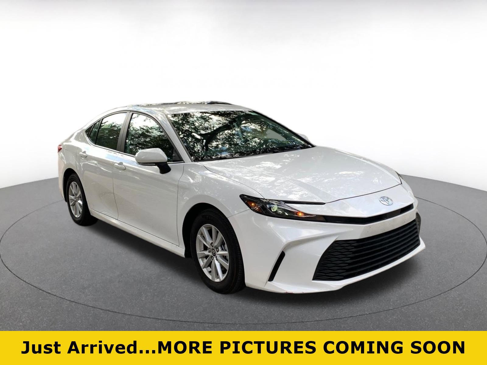 Used 2025 Toyota Camry LE