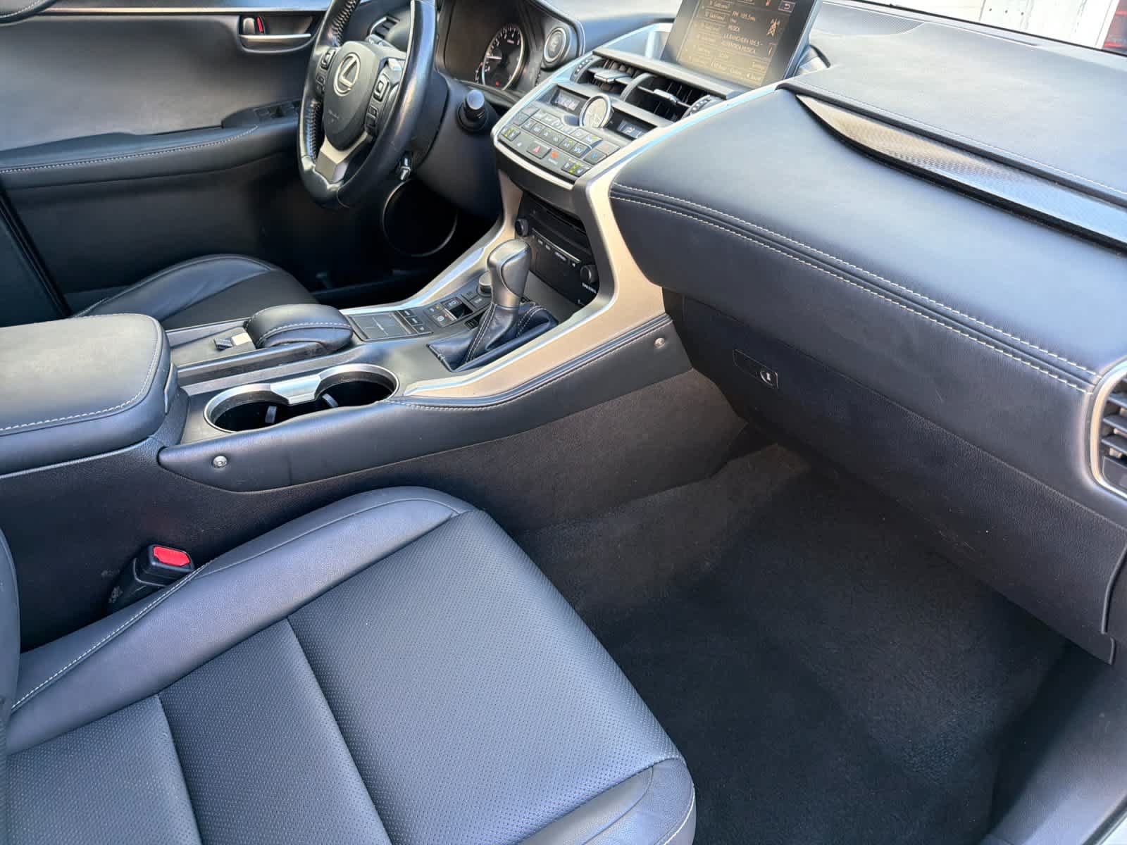 Used 2015 Lexus NX 200t AWD w/ Premium Package image 17