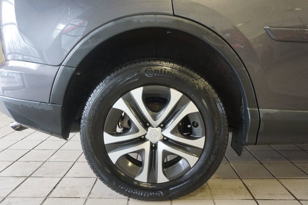 Used 2016 Toyota RAV4 LE image 22