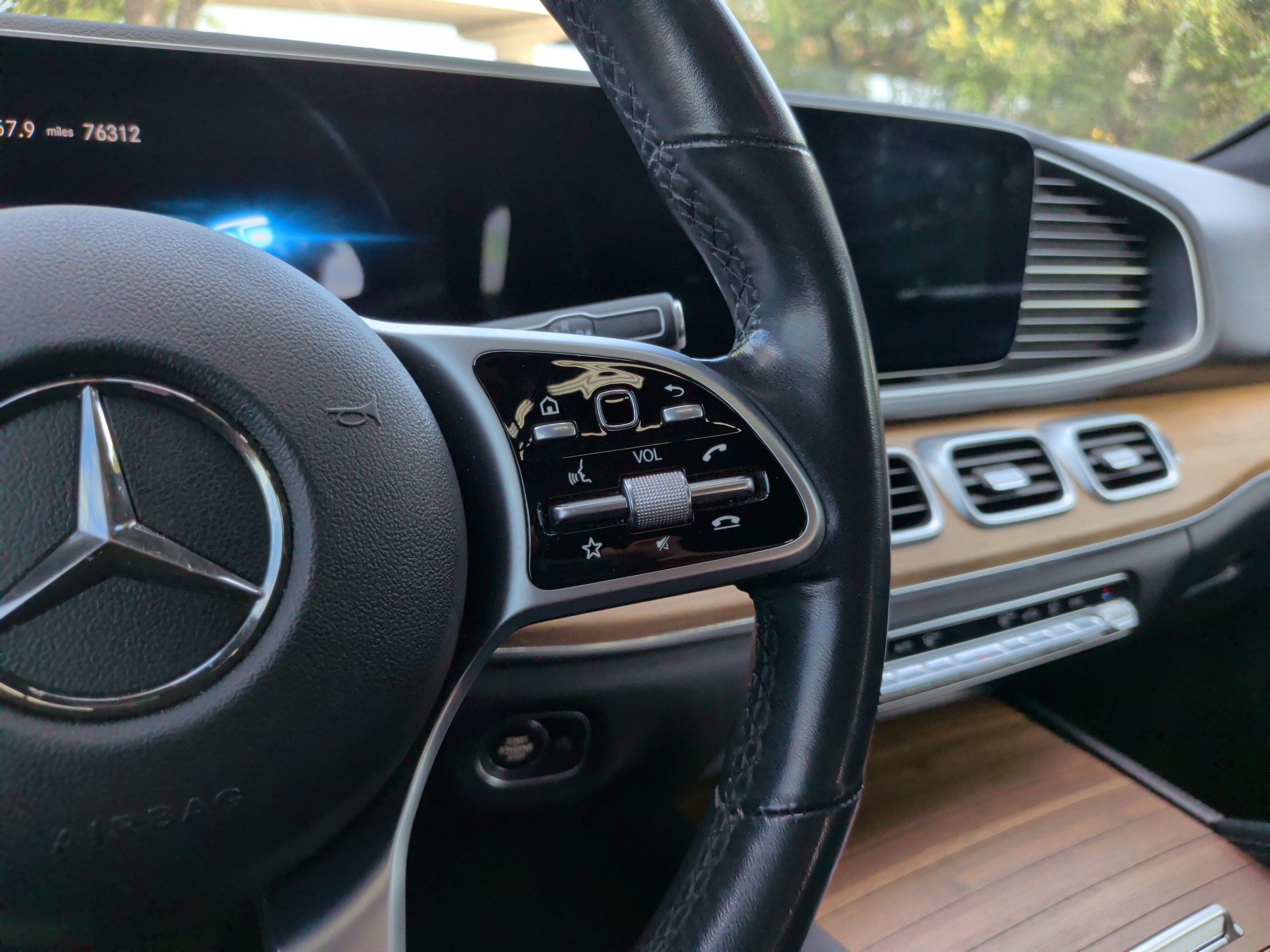 Used 2021 Mercedes-Benz GLE 350 4MATIC image 23