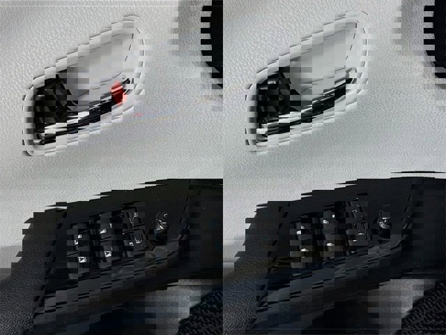 Certified 2016 Toyota Prius Four image 18