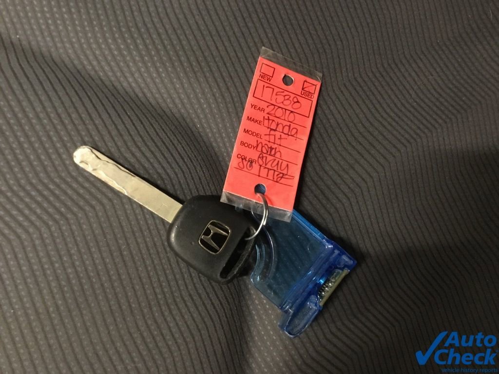 Used 2010 Honda Fit image 46