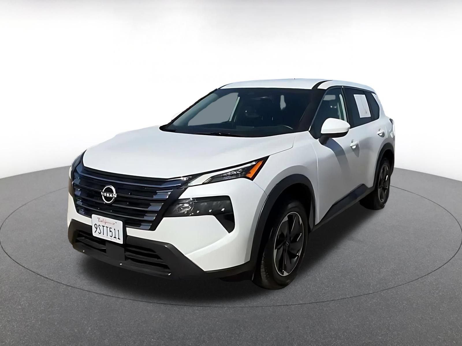 Used 2025 Nissan Rogue SV FWD image 6