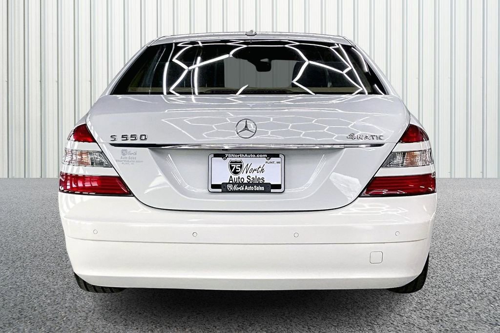 Used 2009 Mercedes-Benz S 550 4MATIC image 5