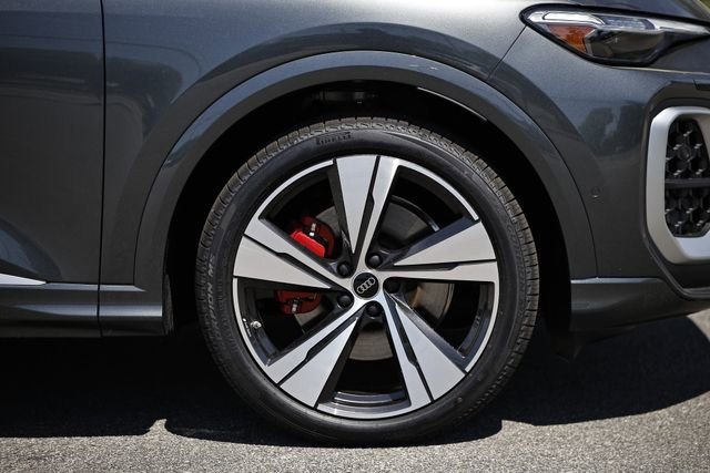 New 2026 Audi SQ5 Premium Plus AWD/4WD image 5