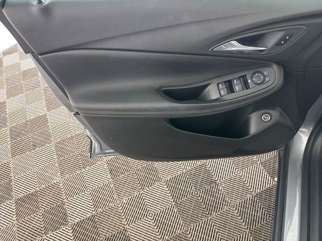 Used 2025 Buick Encore GX Preferred image 18