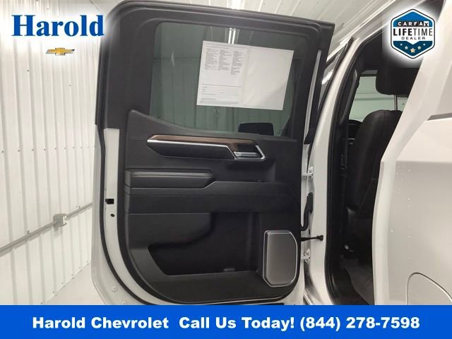 Used 2024 Chevrolet Silverado 1500 High Country w/ High Country Premium Package image 12