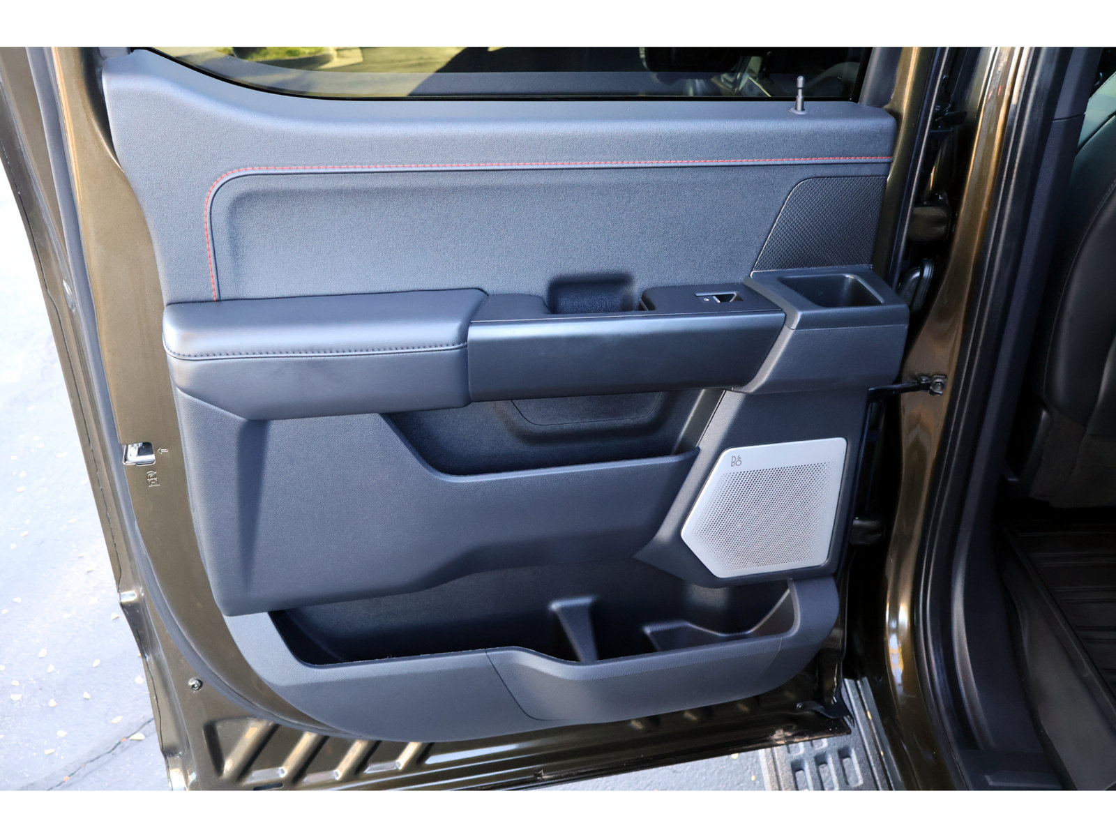 Used 2025 Ford F150 Raptor AWD/4WD image 21