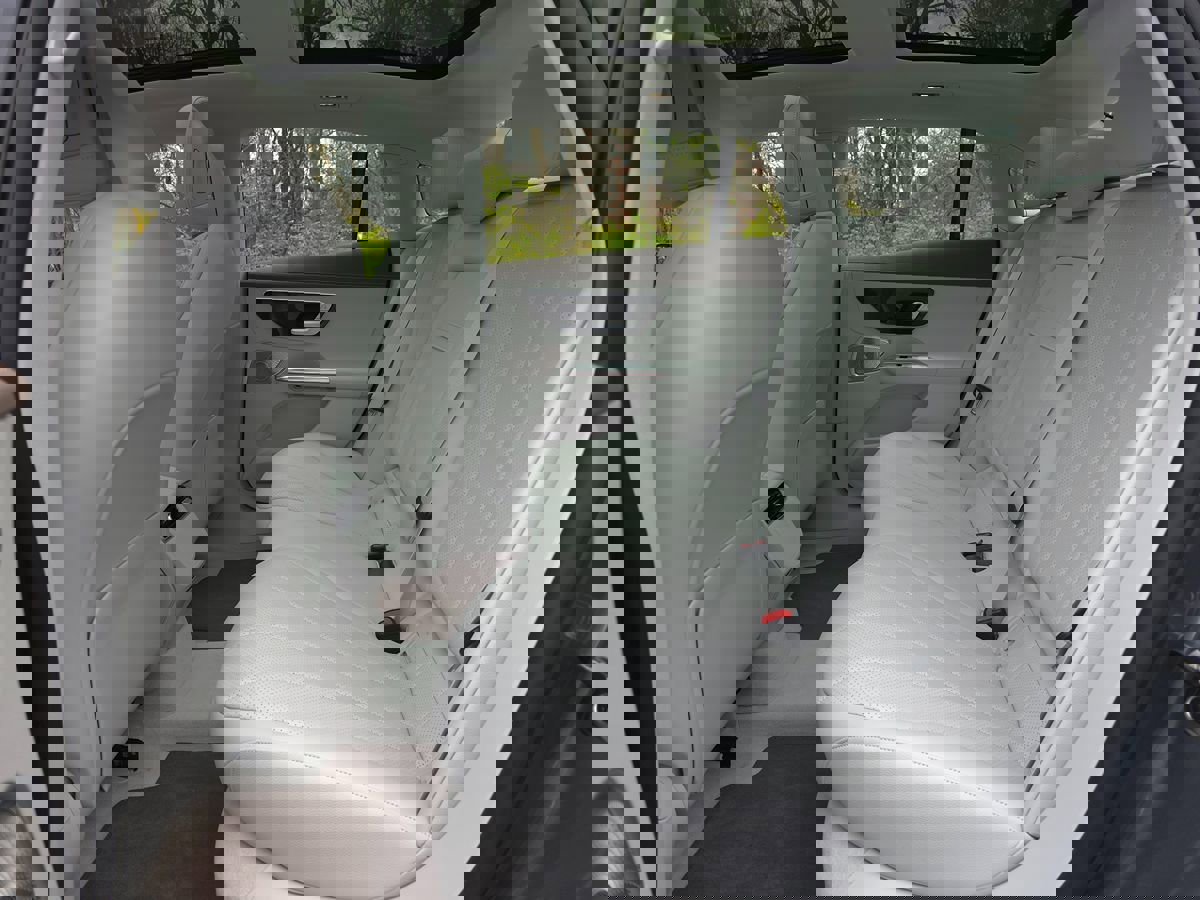 Used 2023 Mercedes-Benz EQE 350+ Sedan image 15