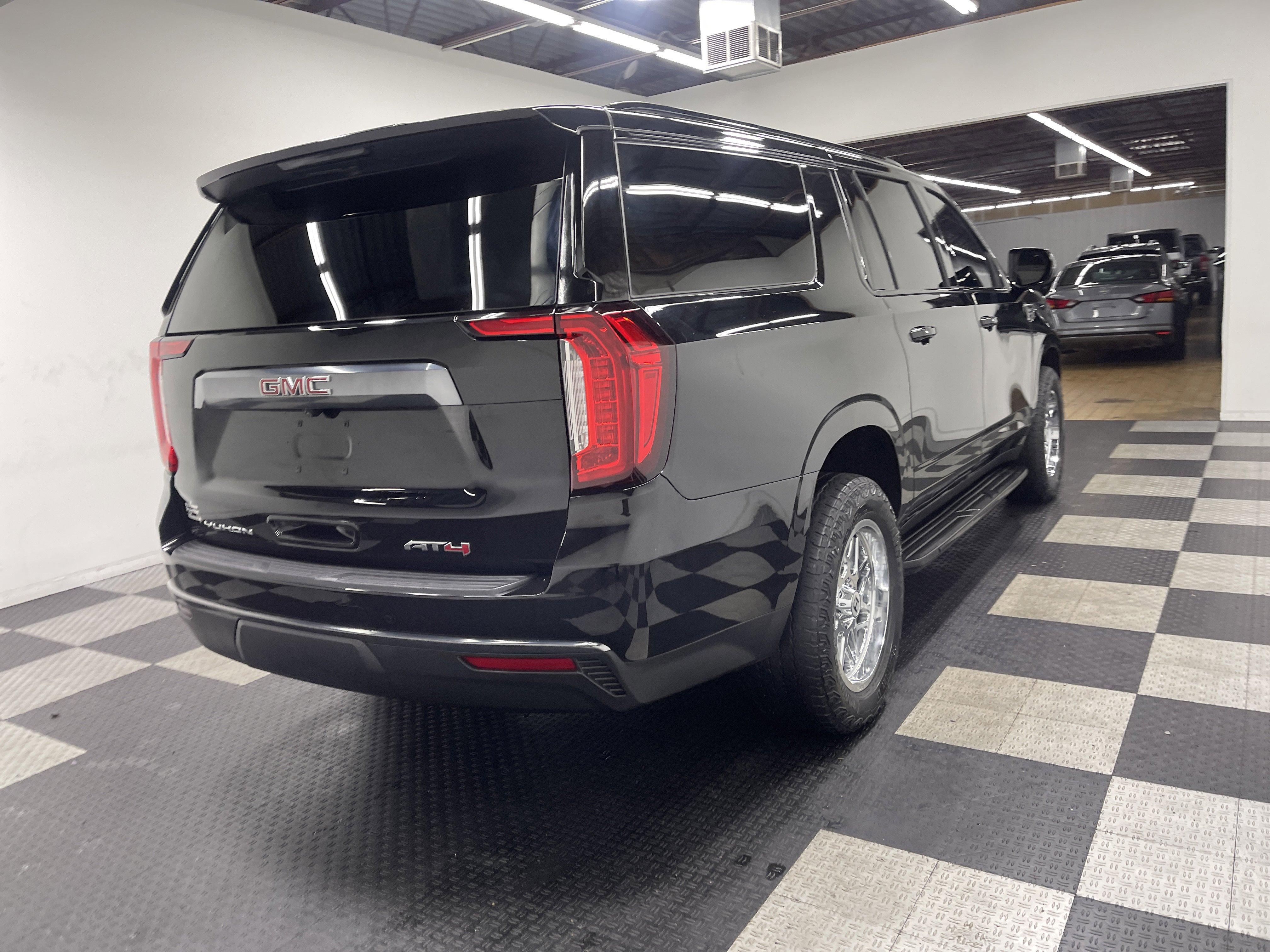 Used 2023 GMC Yukon XL AT4 w/ LPO, Floor Liner Package image 5