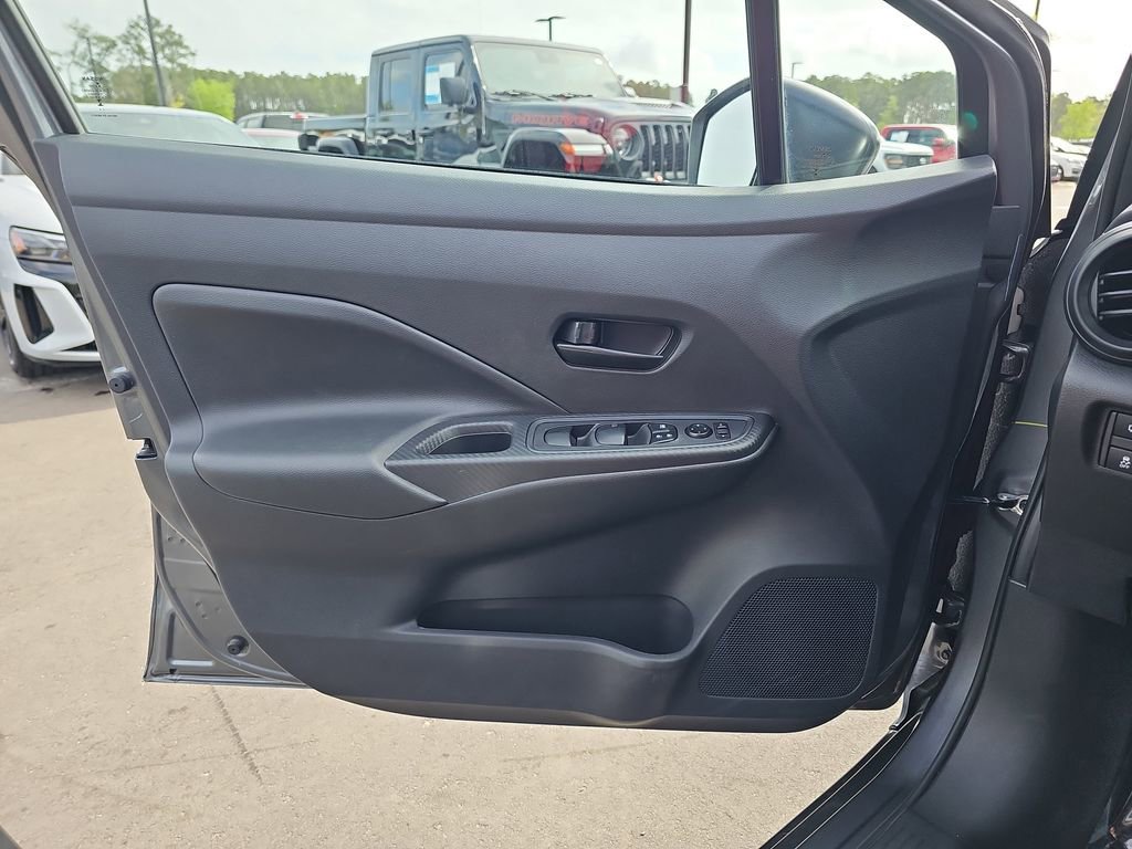 Used 2024 Nissan Versa S image 30