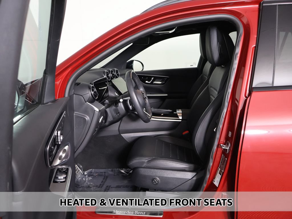 Used 2024 Mercedes-Benz GLC 300 4MATIC w/ AMG Line image 9