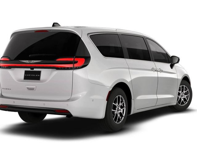 New 2026 Chrysler Pacifica Select FWD image 2