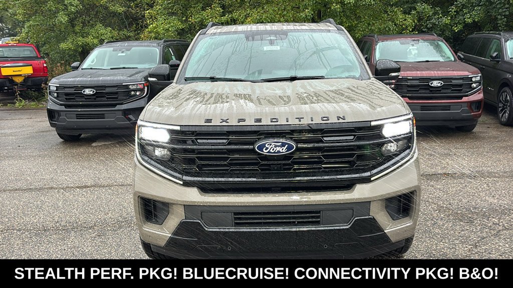 New 2027 Ford Expedition Platinum w/ Stealth Performance Package AWD/4WD image 6