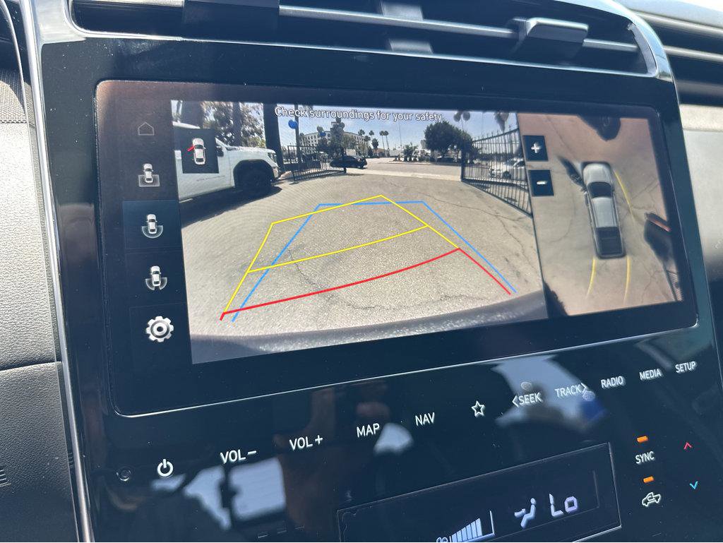 Used 2022 Hyundai Santa Cruz Limited AWD/4WD image 6