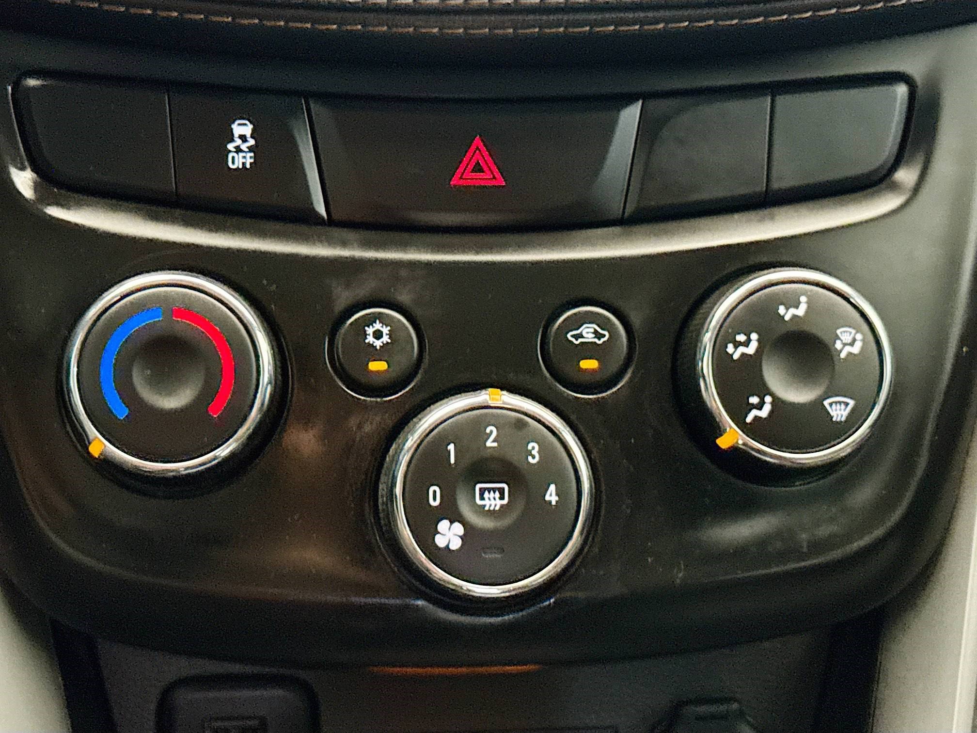 Used 2021 Chevrolet Trax LT w/ Driver Confidence Package image 10