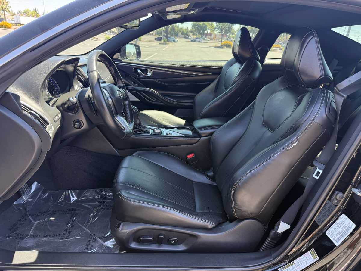Used 2019 INFINITI Q60 Red Sport 400 w/ Cargo Package RWD image 15