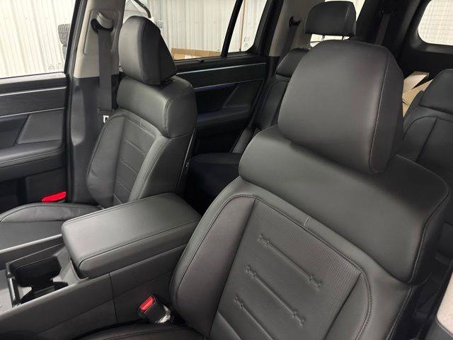 New 2026 Hyundai Santa Fe Limited AWD/4WD image 7