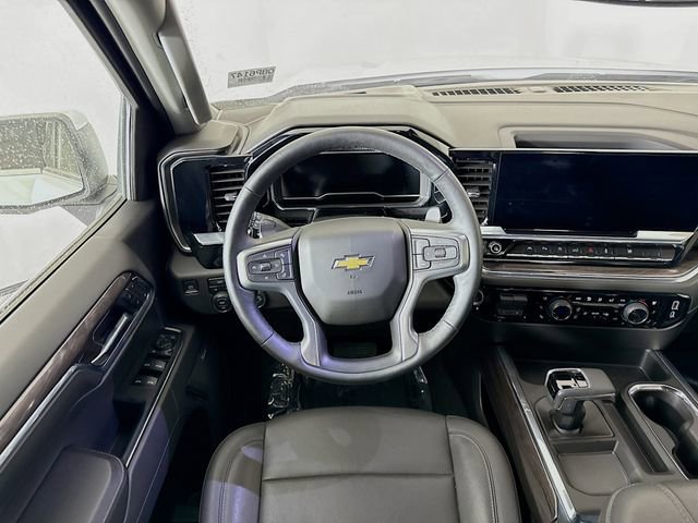 Used 2024 Chevrolet Silverado 1500 LTZ image 25