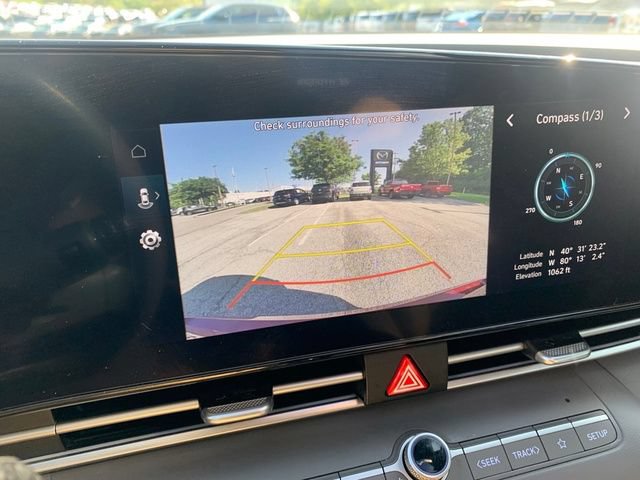 Certified 2024 Hyundai Elantra SEL FWD image 32
