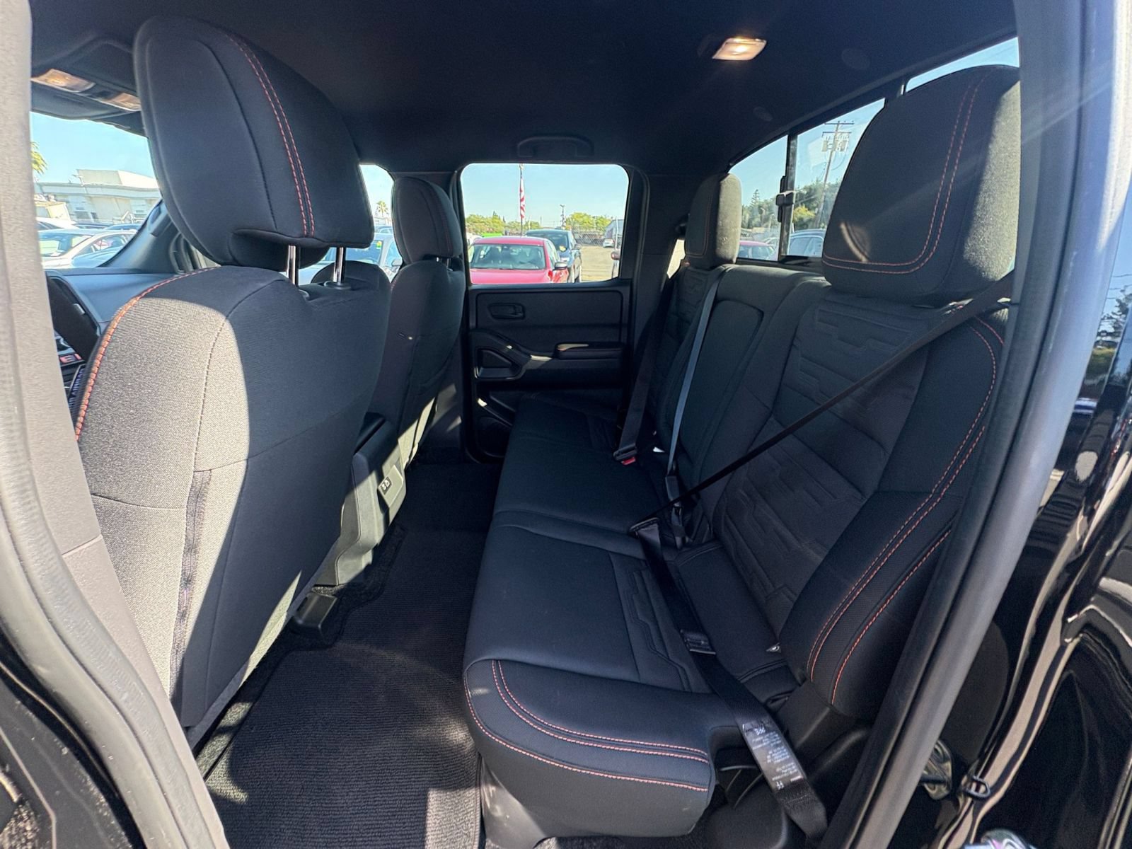 Used 2026 Nissan Frontier PRO-4X AWD/4WD image 25