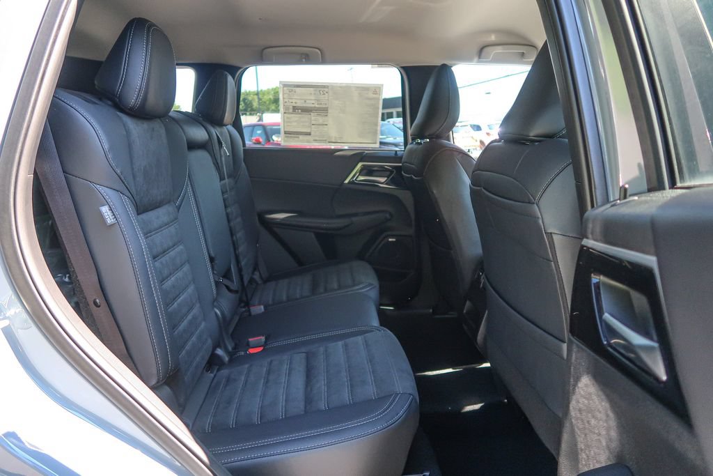New 2026 Mitsubishi Outlander SE AWD/4WD image 14