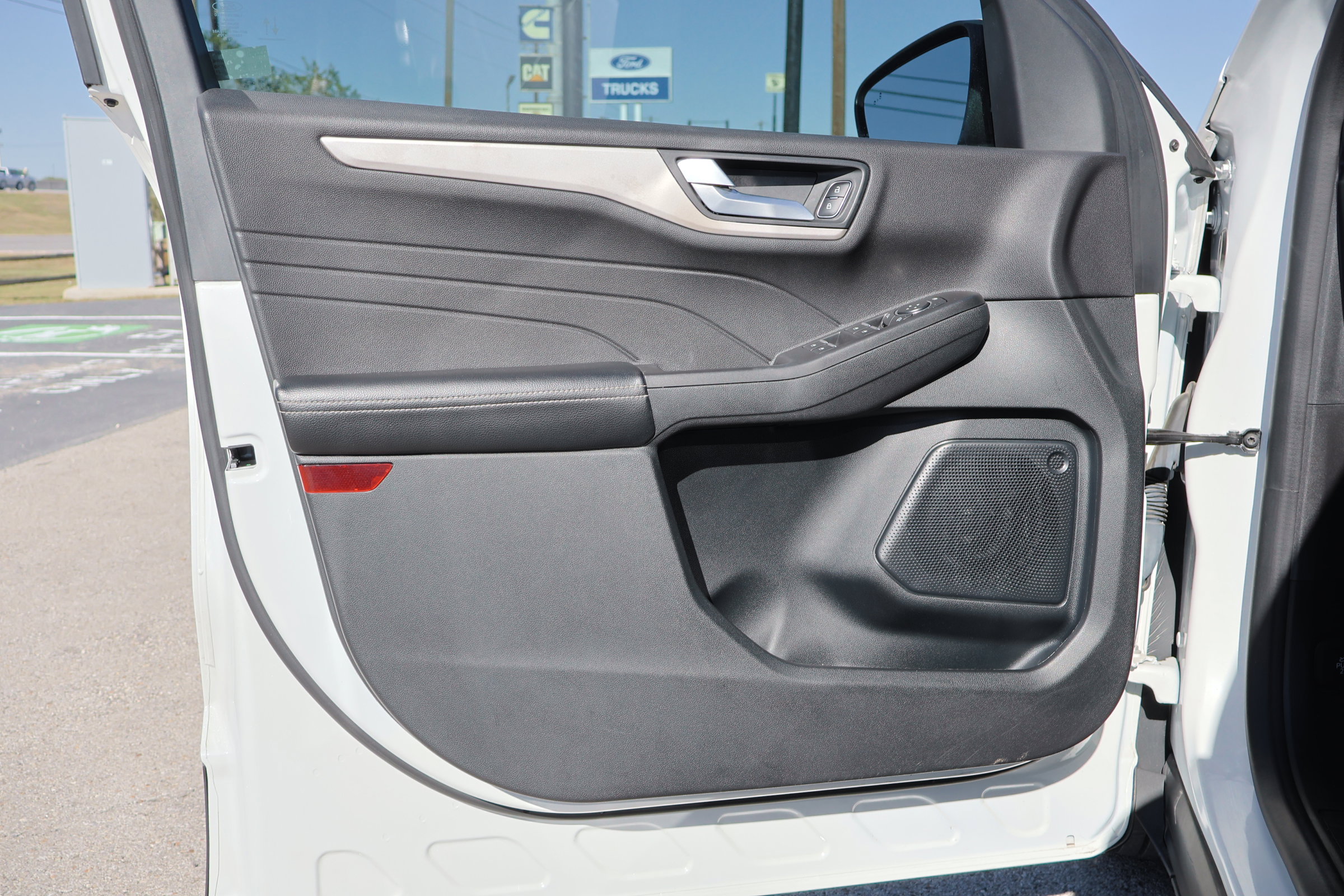 Certified 2021 Ford Escape SE w/ Cold Weather Package image 14