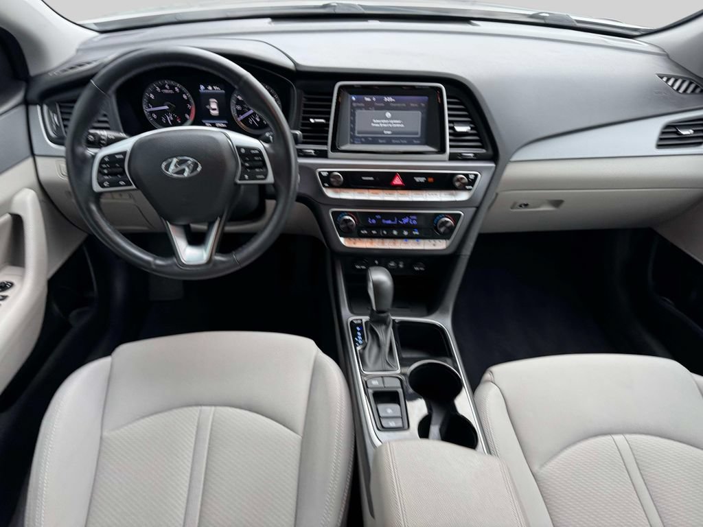 Used 2018 Hyundai Sonata SEL w/ Tech Package 04 FWD image 11