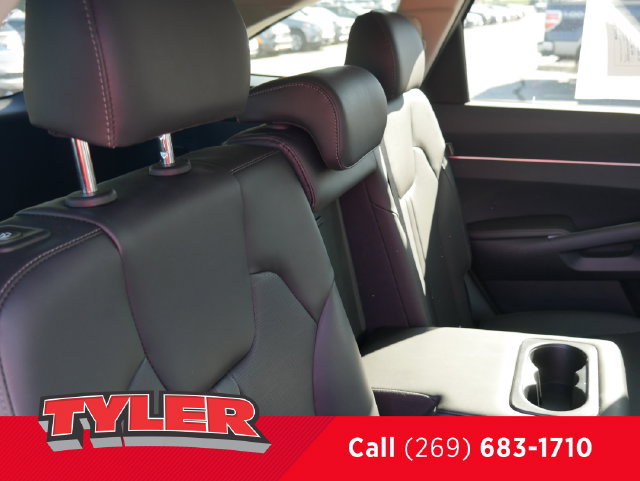 Used 2025 Kia Sorento S w/ Panoramic Sunroof Package AWD/4WD image 36