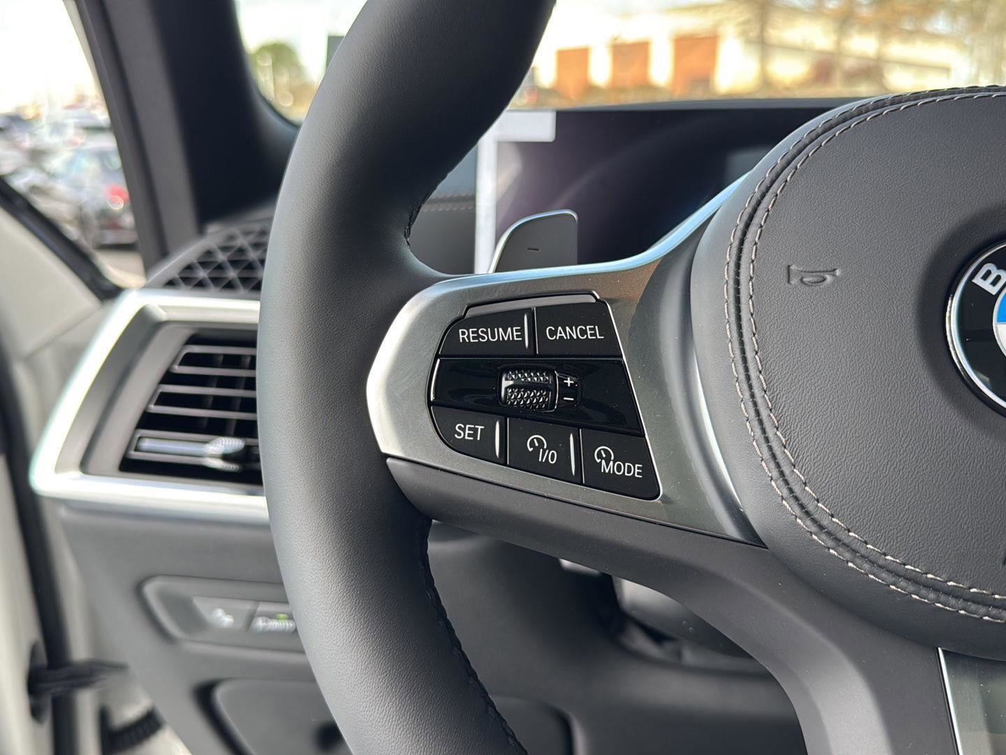 New 2026 BMW X5 sDrive40i image 19