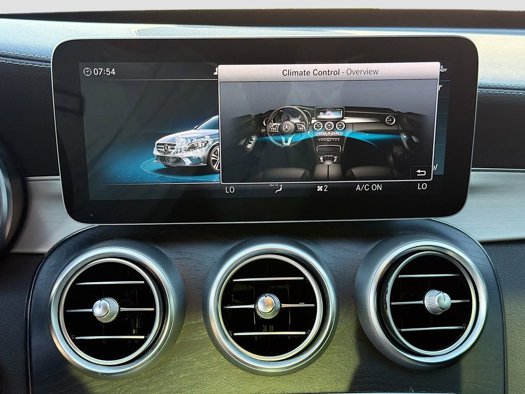 Used 2019 Mercedes-Benz C 300 4MATIC Sedan image 34