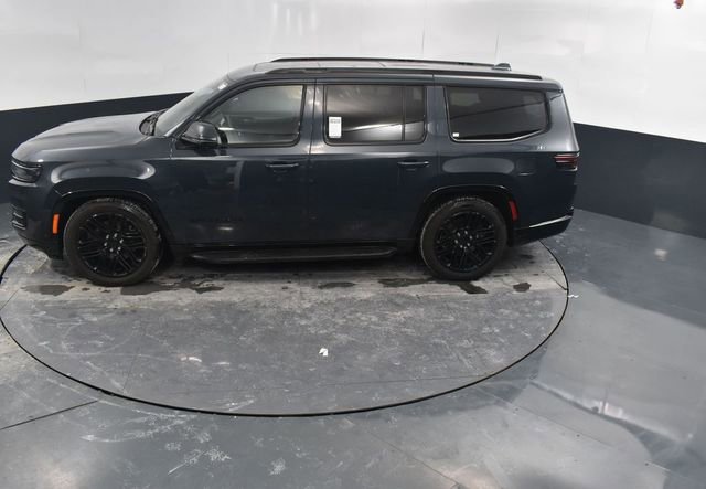 Used 2022 Jeep Wagoneer Series III image 39