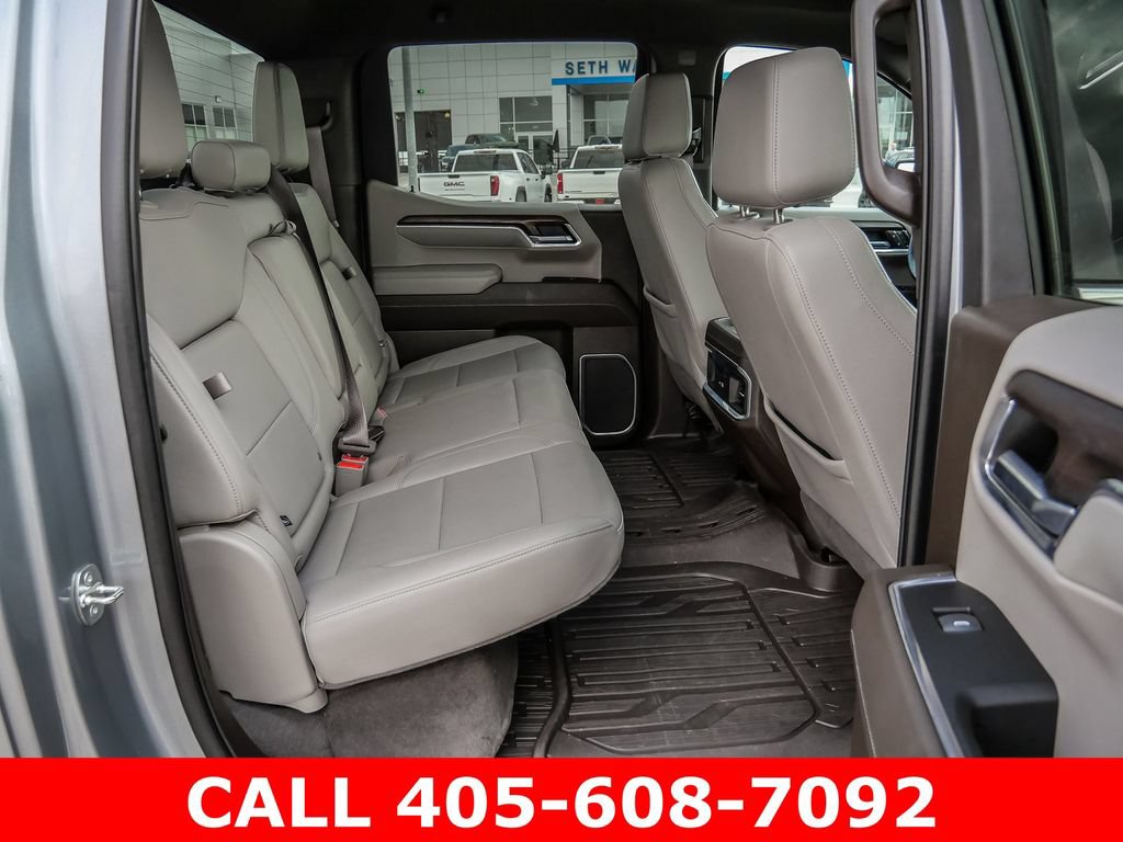 Used 2023 GMC Sierra 1500 SLT w/ SLT Premium Package AWD/4WD image 39